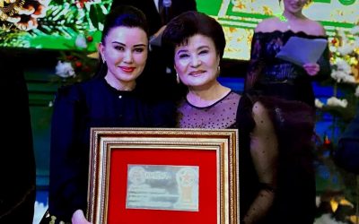 Золотая медаль  «За выдающийся вклад в развитии в экономике Кыргызстана»